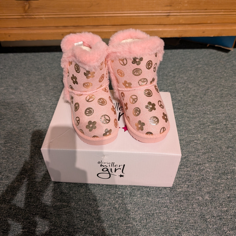Olivia Miller Pink and Gold Kids Rain & Snow Boots